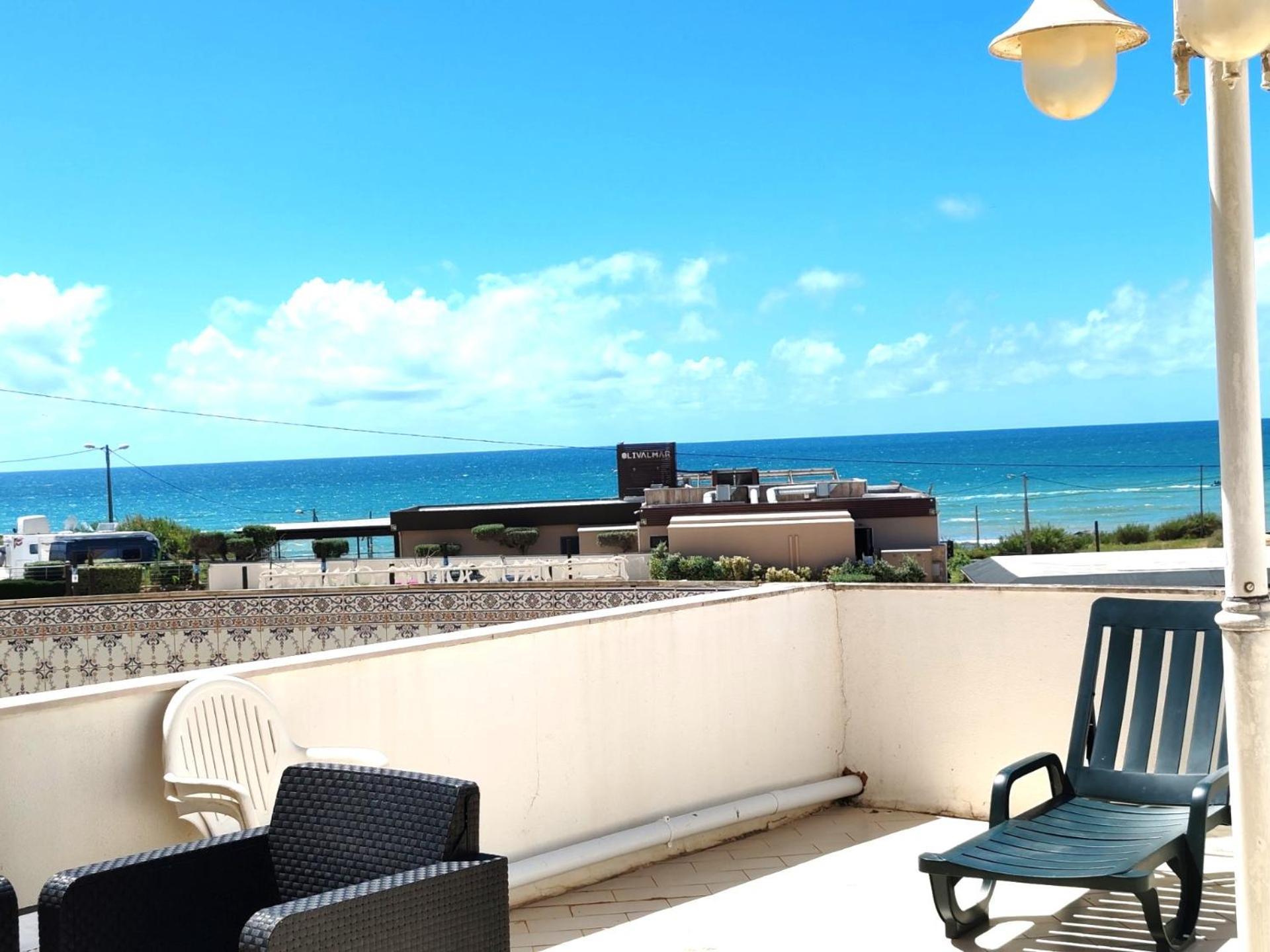 1 Torre Sol 2 - Casas & Papeis Apartment Armacao de Pera Bagian luar foto